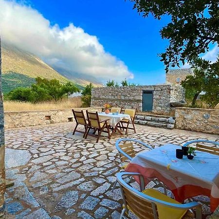 Kardiani Traditional Tower House In Mani Villa Ano Gardenitsa Exterior photo